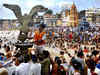Kumbh Mela begins in Nashik, thousands take holy dip