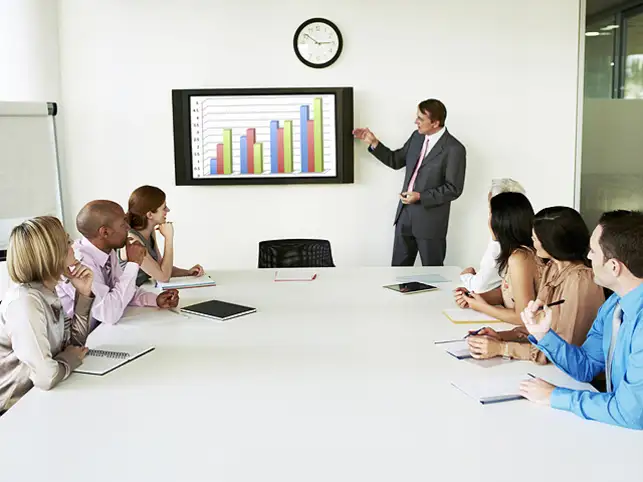 The global online B2B market is expected to be twice as big as the B2C (business to consumer) market by 2020 at $ 6.7 trillion, according to Frost& Sullivan. The global online B2B market is expected to be twice as big as the B2C (business to consumer) market by 2020 at $ 6.7 trillion, according to Frost& Sullivan.