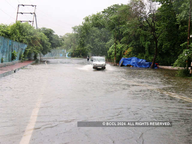 Bhopal's Shahpura battles waterlogging