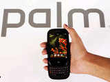 Smartphone war between Apple and Palm