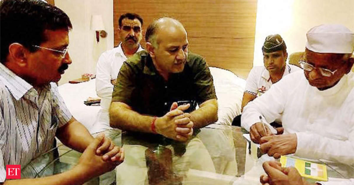 Anna Hazare Meets Arvind Kejriwal Suggests Patch Up With Prashant Bhushan And Yogendra Yadav