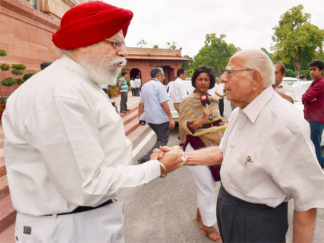 BJP MP SS Ahluwalia and lawyer Ram Jethmalani