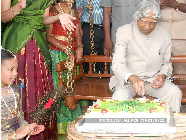 Dr APJ Abdul Kalam celebrates his birthday