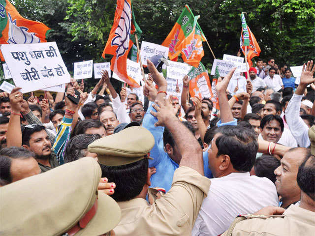 BJP workers protesting in Meerut