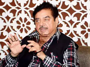 BJP faced some embarrassment on Wednesday with two of its MPs — Shatrughan Sinha and Hukum Singh — saying the suspensions should be reversed. BJP faced some embarrassment on Wednesday with two of its MPs — Shatrughan Sinha and Hukum Singh — saying the suspensions should be reversed.