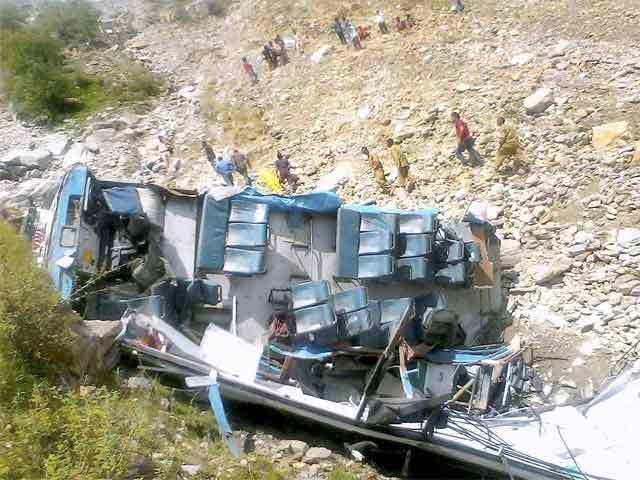 Wreckage of a passenger bus in Chamba