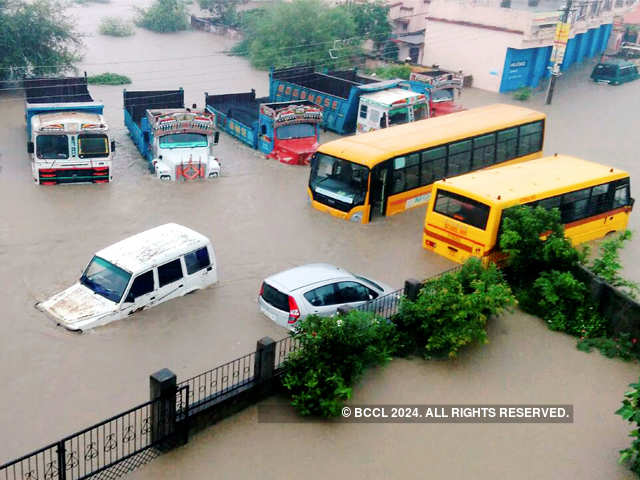 Vehicles come to a standstill