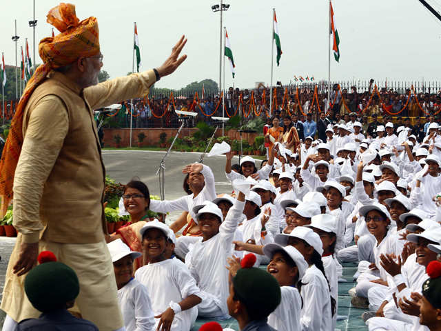 PM Modi waves to children
