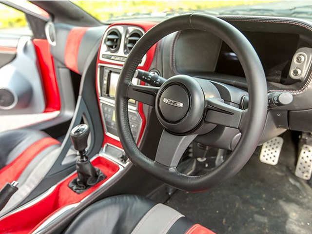 Three spoke steering wheel