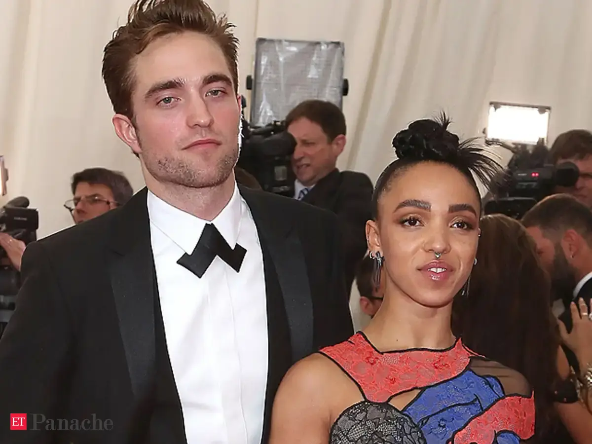 Robert Pattinson Fka Twigs Call Off Wedding The Economic Times