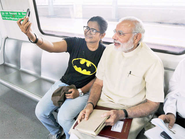 PM Modi poses for a selfie