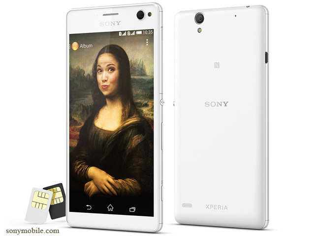 What is good about the phone? - Sony Xperia C4: Excellent camera, but laggy  & expensive | The Economic Times
