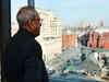 President Pranab Mukherjee greets PM Narendra Modi on birthday