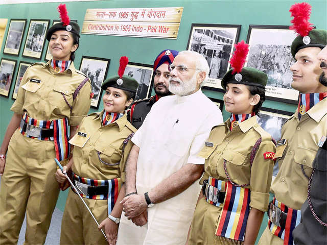 PM Modi poses with NCC cadets