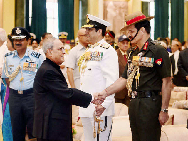 President with three Service Chiefs