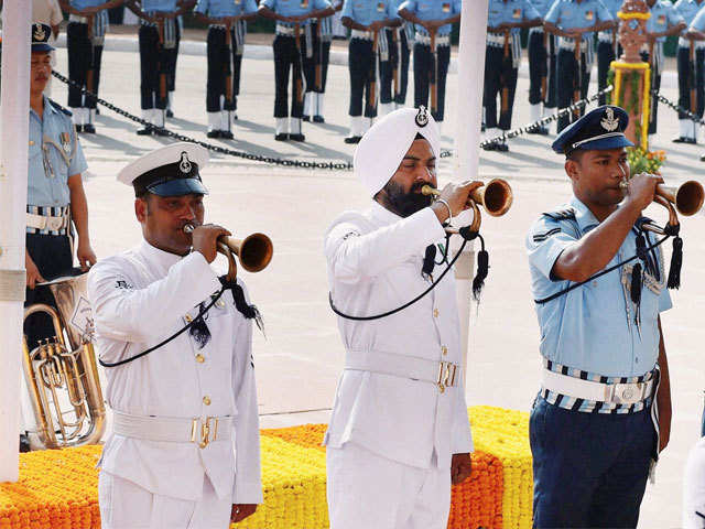 Tri-Services bands paying homage to war martyrs