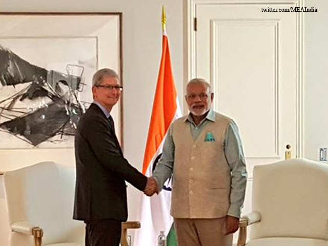 Apple CEO Tim Cook calls on PM