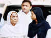 Dadri lynching : Political sparring intensifies, Uttar Pradesh CM Akhilesh Yadav meets victim's family