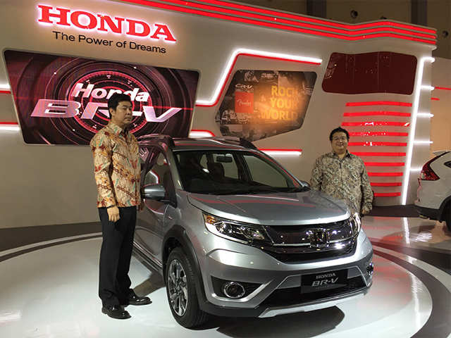 Engine India Bound Honda Br V Showcased At Makassar Automotive