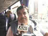 Nitin Gadkari takes a bus trip to Jaipur to inspect NH-8
