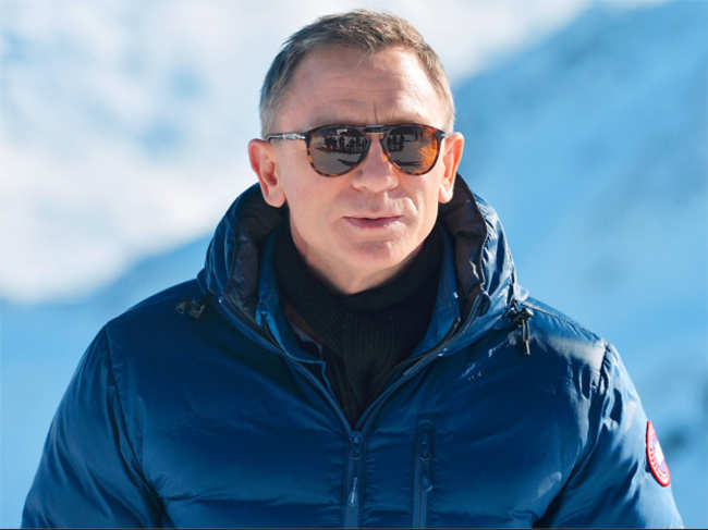 Daniel Craig seeks Dr D's help on playing James Bond - The Economic Times