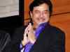 Shatrughan Sinha takes dig at Centre for spiralling pulses' price