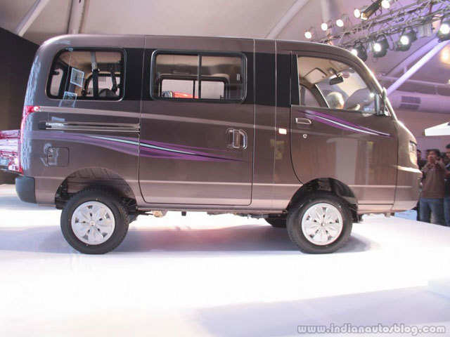 mahindra new van