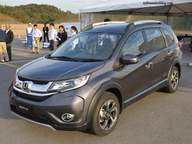 A Look At The Exterior And Interior Of The Honda Br V Honda Br V The Economic Times