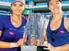 Unstoppable Sania Mirza-Martina Hingis reach WTA Finals semis