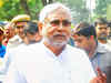Nitish rakes up PM's DNA remark in dying moments of campaign