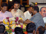 YSR's body brought to Hyderabad 