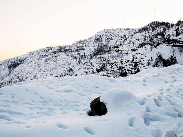 Snowfall in Jannu and Kashmir