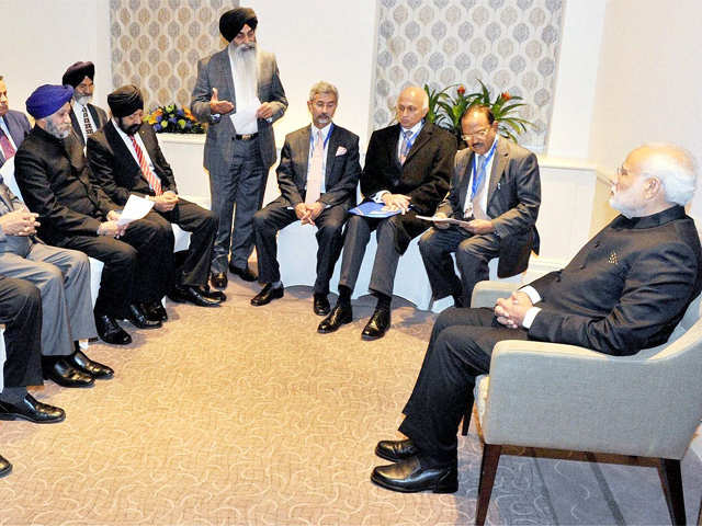 PM Modi meeting with members of Punjabi Community