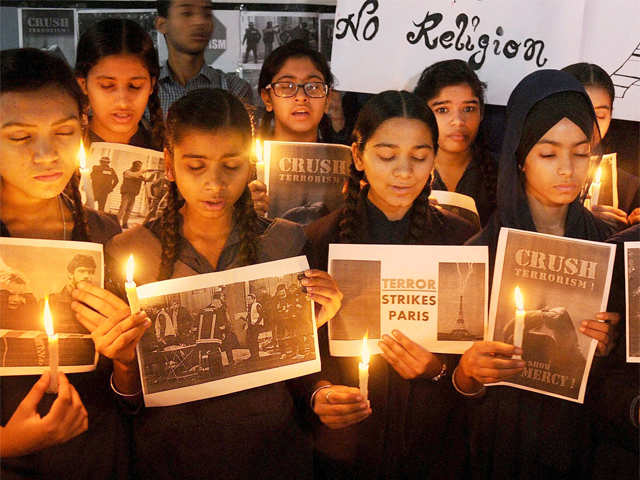 Candlelight vigil for Paris attack