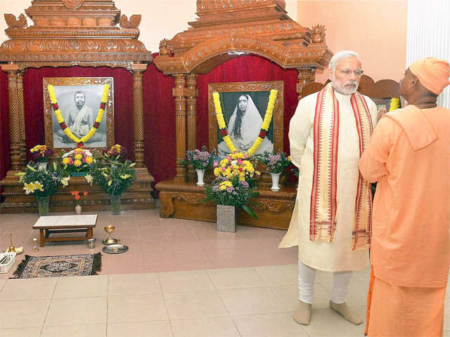 PM Modi at the Ramakrishna Mission