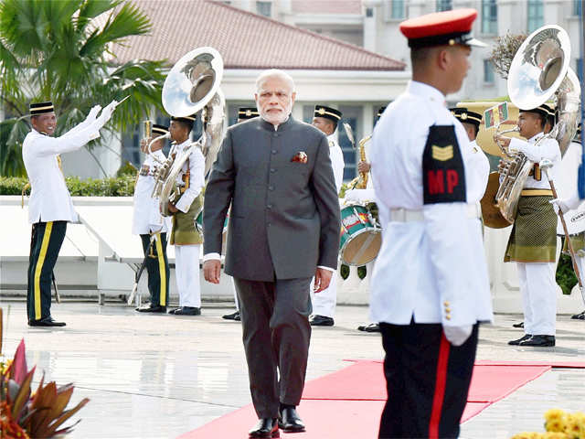 PM Modi during a ceremonial welcome
