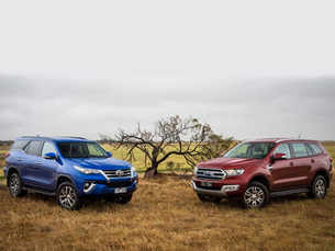 2016 Toyota Fortuner vs 2016 Ford Endeavour