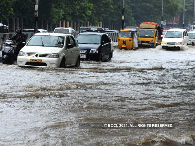 Heavy rain lashed in Chennai