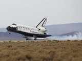 Discovery lands at Edwards Air Force Base