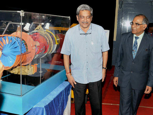 Manohar Parrikar with HAL Chairman Suvarna Raju