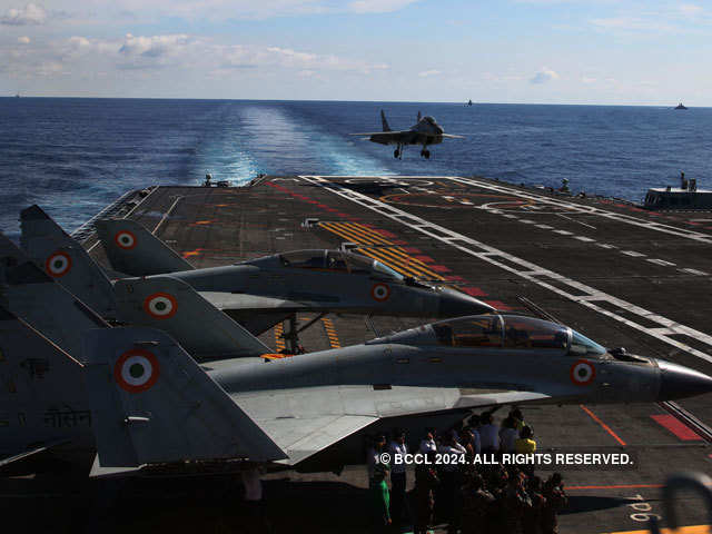 An Indian Navy jet lands on INS Vikramaditya
