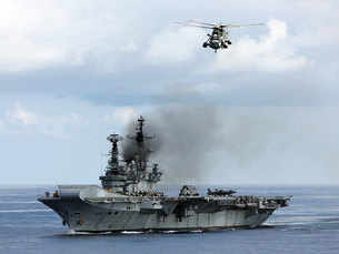 Choicest pics: PM Modi reviews impressive naval exercise off Kochi coast