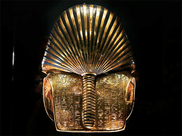 Gold mask of King Tutankhamun