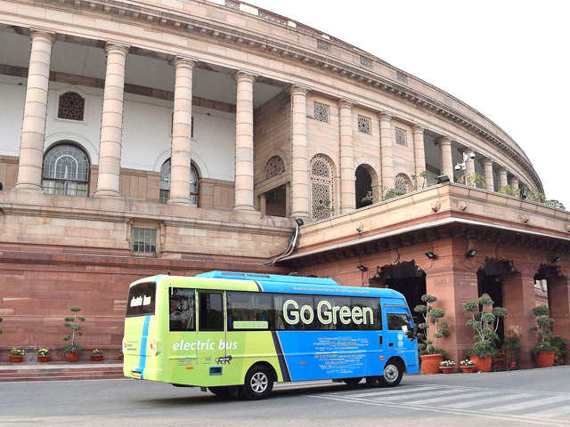 Electric bus at Parliament House