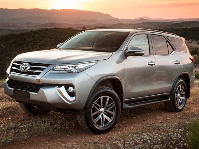 Exterior - India-bound 2016 Toyota SW4 (Fortuner) launched in