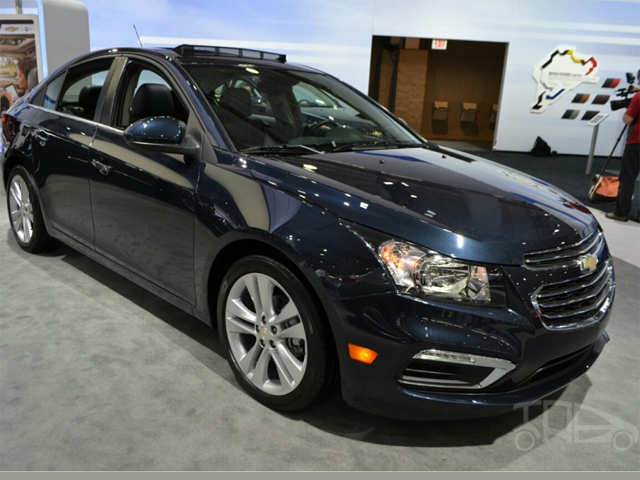 Chevrolet Cruze facelift to launch at Auto Expo 2016