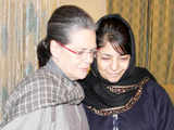 How Sonia managed a perfect picture for Cong in Kashmir