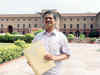 Amitabh Thakur moves CAT to challenge committee on 7th pay commission