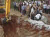 Nalgonda: Toddler dies after falling in borewell