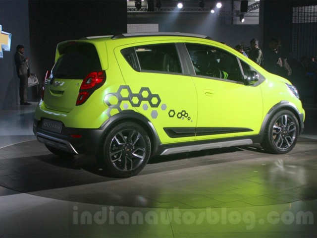 Pseudo-crossover based on 2017 Chevrolet Beat